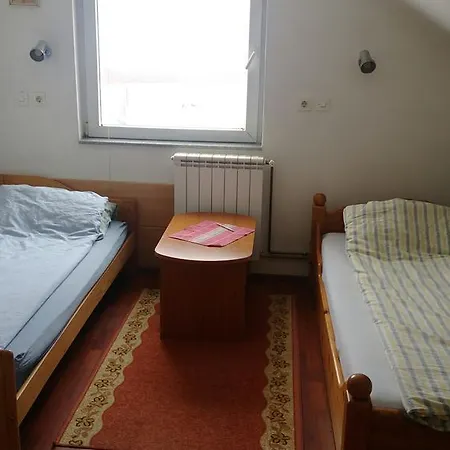 Gostinjska kuća Sobe I Rent Hadzici
