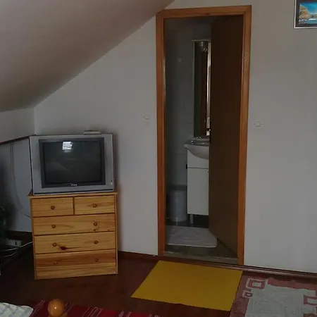 Guest house Sobe I Rent Hadzici